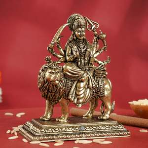 Durga Maa de Diseño Tradicional en Latón Puro Sentada sobre un León con Armas Divinas para la Celebración de Diwali - Product Image 1