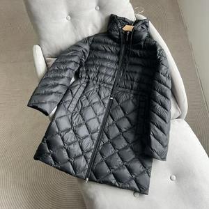 Chaqueta acolchada con capucha delgada informal para mujer, abrigo de pato blanco sólido, estilo bombardero, Parka ligera de talla grande, tela Reversible - Product Image 4