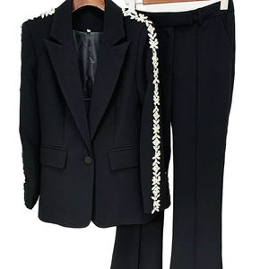 Date 2025 piste Designer costume ensemble femmes carrière Style unique diamants perlé Blazer Flare pantalon costume - Product Image 1