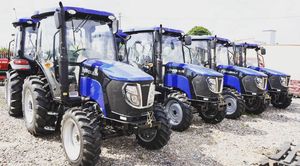 Tractor de Ruedas con Cargador Frontal Lovol M554-B de 55 CV, Mini Tractor Agrícola 4x4 con Componentes de Bomba de Motor Centrales Disponibles. - Product Image 5