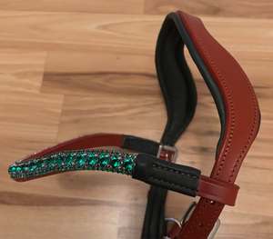 Nouvelle bride ergonomique monocrown complète/cheval, fronture verte avec rênes - Product Image 4