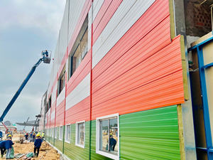 Panel Sándwich de Lana de Roca Industrial Moderno con Espuma de Poliuretano Resistente al Fuego para Proyectos de Construcción de Fábricas a Gran Escala - Product Image 3