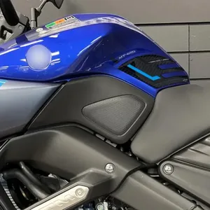 Adesivi Protettivi Laterali 3D Personalizzati per Serbatoio Moto Yamaha MT125 2020-2025 - Product Image 1