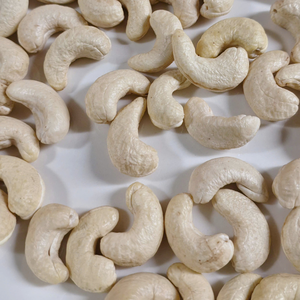 ถั่วเม็ดมะม่วงหิมพานต์ดิบ W210 WW210ถั่วแซนติโกและเมล็ด - Product Image 1