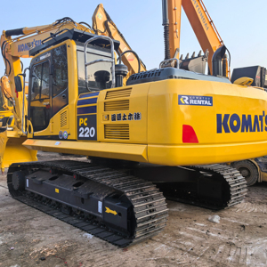 Bon état PC220-8 Komatsu 22 tonnes PC220 Japon Pas cher Occasion Original Digger Offre Spéciale - Product Image 1
