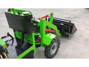 Chargeuse sur pneus Foton Mini 4x4 Diesel avec garantie de 2 ans et une puissance de creusement élevée pour l'agriculture et la construction - Product Image 4