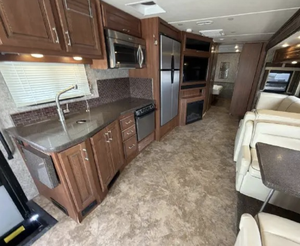El mejor!! Autocaravana Usada 2014 Diésel Manual Euro 4 Fleet Wood South Wind 34A CLASE A - Product Image 5