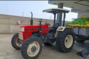 Tractor de ruedas Swaraj 2024 FE 4x4 4WD usado 855 con componentes centrales, caja de cambios de bomba de motor - Product Image 3