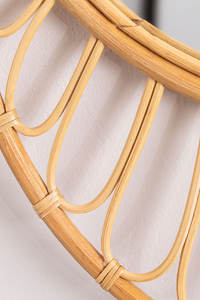 Espejo Arqueado de Ratán, Marco de Mimbre Hecho a Mano, Elegante Contorno Ovalado, Adecuado para Decoración de Entradas e Interiores con Estilo Natural - Product Image 3