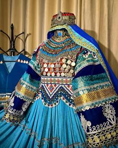 2025 Vintage Afghan Kuchi vestido para mujer hecho a mano bordado tradicional diamante sólido Pashtun cultura Festival vestido otoño - Product Image 4