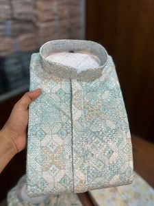 Perfecto para bodas Eid Diwali y eventos festivos Conjunto de Ropa Étnica con Dupatta o pijama Kurta tradicional artesanal para hombres - Product Image 6