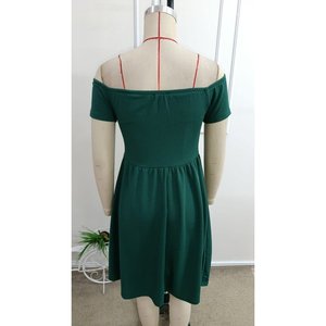 Vestido Corto de Crepé Brillante con Cuello Madonna y Manga Corta para Mujer, 35115 - Verde - Product Image 6