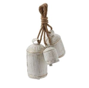 Cloches de vache en fer de style ferme rustique avec aspect vieilli à la main et sonnerie classique pour une utilisation décorative dans une grange - Product Image 5