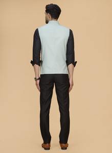 Chaleco Verde Mar para Hombre de Calidad de Exportación para Bodas, Trajes de Novio, Recepciones y Ocasiones Festivas Disponible a Precio de Exportación - Product Image 2