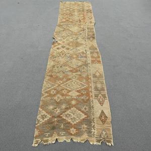 Alfombra Vintage de 2.3x10.8 pies, Alfombra Turca, Alfombra Sólida Marrón Grisácea - Product Image 1