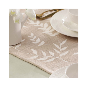 Chemin de table en jacquard brodé 100 % coton, 180 GSM, 96 pouces, certifié ISO Inde, pour des moments de table élégants en beige - Product Image 2