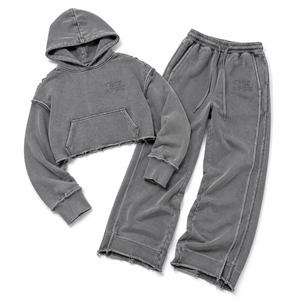Ropa Deportiva ONEAPEX, Conjunto de Sudadera Corta con Estampado, Lavado Ácido y Pedrería, y Pantalones Deportivos Anchos para Mujer, Estilo Urbano de Invierno - Product Image 4