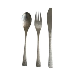 Ensemble de couverts en métal au design martelé au meilleur prix pour restaurant hôtel mariage vente en gros - Product Image 1