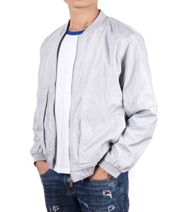 Coupe-vent pour homme léger, respirant, séchage rapide, logo personnalisé, vêtements d'extérieur coupe-vent, veste de neige Softshell pour homme - Product Image 4