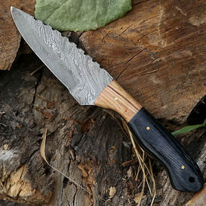 Cuchillo de caza de hoja fija de acero Damasco de alta calidad, ligero y reutilizable con Funda de cuero personalizada OEM, hecho a medida - Product Image 3