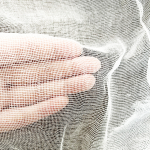 100%綿糸織り綿裏地メッシュガーゼ（医療用ロール） - Product Image 4