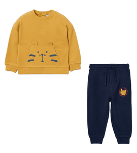 Wholesalers Kids Clothes Sets Boys Clothing <b>Children</b> Three-Piece Set Sweat Suits Winter Kids <b>Hoodies</b> Boys Clothing Tracksuit Set - Product Image 1