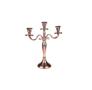 Bougeoir design moderne à 5 bras en métal finition dorée pour la maison et le mariage candélabres de sol décoratifs faits à la main personnalisés - Product Image 3