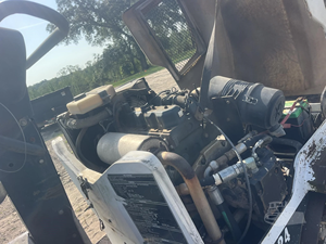 Tractor de ruedas B-O-B-C-A-T BCA24 de 2005 con motor y caja de cambios, listo para enviar - Product Image 3