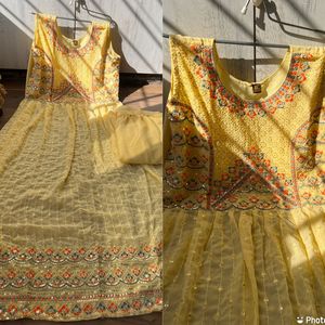 Anarkali Kurti de trabajo hecho a mano indio-pakistaní con pantalón traje cosido completo de dos piezas para mujer - Product Image 6