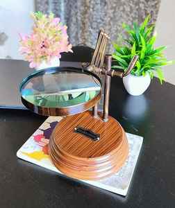 Décor de bureau de style antique Base en bois massif Loupe de bureau Reproduction vintage en laiton antique - Product Image 5