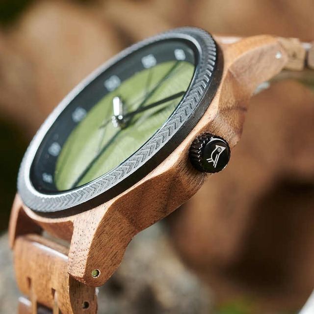 Custom Men's Brown Citizen Quartz Square Case Fashion Wooden Digital Wrist Watch with Classic Logo and Auto Date