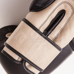 Gants de boxe en cuir les plus vendus avec coutures renforcées en mousse absorbant les chocs coupe réglable - Product Image 6