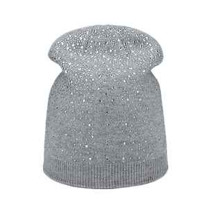 Bonnet confortable en strass avec pierres scintillantes, tissu tricoté chaud et style d'accessoire d'hiver élégant - Product Image 4