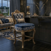 Ensemble de canapés classiques européens sur mesure, structure en bois sculpté, revêtement bleu à motifs, pour villa de luxe, hôtel, salon