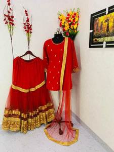 VESTIDO DE TRAJE DE FIESTA INDIA DE CALIDAD PREMIUM DISEÑADOR ROJO SHARARA PALAZZO SALWAR A LA MEJOR TARIFA AL POR MAYOR en GEORGETTE FABRIC - Product Image 6