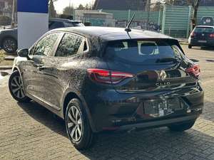 RENAULT CLIO 2023 USADO, 1.0L GASOLINA/1.3L GASOLINA, TRANSMISIÓN AUTOMÁTICA EDC 67KW 91HP 1.0CCM EURO 3 EN VENTA - Product Image 6