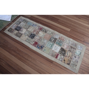 พรมตุรกีขนาดเล็ก 2.2x6.3 ฟุต พรมวินเทจสีเบจ ลายเรขาคณิตผสมลายดอกไม้ - Product Image 2