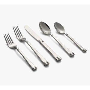 American Style 4-Piece Stainless Steel Cutlery Set With Vibrant Red Handles Eco-Friendly and Modern Silver Design - Product Image 5