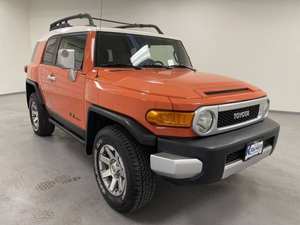 Meilleur Prix Voitures d'occasion Voitures en gros Toyota FJ Cruiser 4x4 4 portes SUV 5A à vendre - Product Image 2