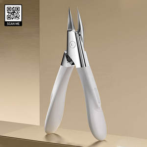 Cortaúñas de Lujo Dorado con Hoja Curva de Acero Inoxidable, Resistente y Duradero, Cortacutículas, Último Modelo Más Vendido - Product Image 5