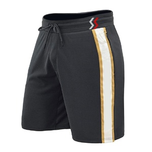 กางเกงชกมวยดีไซน์ใหม่ระบายอากาศได้ดีสำหรับผู้ชาย ผ้าเนื้อนุ่ม สวมใส่สบาย ราคาถูก - Product Image 3