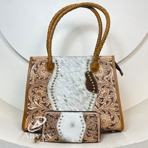 ชุดคอมโบ2ชิ้นลายหนังวัวมัดผมคุณภาพสูงกระเป๋าโท้ทแฟชั่นสุดหรูและมีคลัทช์เครื่องมือมือสำหรับผู้หญิง - Product Image 1