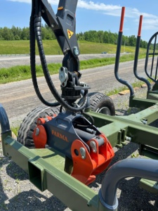 ACHETER un nouvel équipement forestier Tracteur agricole Remorque PTO Hydraulique Remorque de chargement de bois Remorque à bois Wagon à bûches avec Grue Grappin - Product Image 5