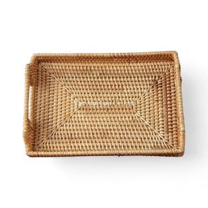 Plateau en rotin de style bohème, fait main et durable, avec un design flexible, fabriqué à partir de fibres naturelles, pour le service et la décoration de la maison - Product Image 2