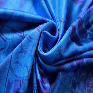 Camisa de Pesca con Capucha y Protección Solar Personalizada, 100% Poliéster, UPF 50, Transpirable, Ecológica, Ligera y Cómoda para Hombre - Product Image 5