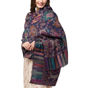 Écharpe d'hiver à carreaux pour femmes, châle long et chaud, disponible en gros, nouvelle collection 2022 - Product Image 1