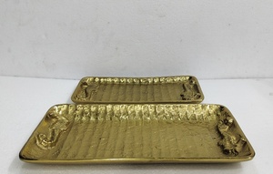 Bandeja de servicio de martillo chapada en oro moderna, bandeja de servicio decorativa de lujo hecha a mano clásica única para Hotel con estilo antiguo personalizada - Product Image 4