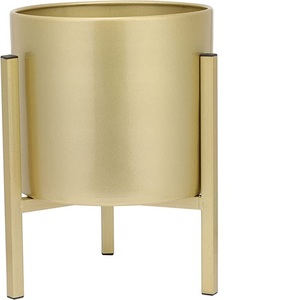 Support de plante en métal personnalisé fait à la main, Pot de fleur en forme de seau avec poignée pour la décoration de la maison et du bureau - Product Image 4