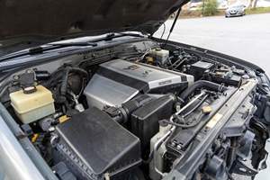 Lexus LX 470 del 2002, Usado, Sin Reserva, Color Verde Riverock, Motor V8, Tracción en las Cuatro Ruedas, Propiedad del Sur - Product Image 6