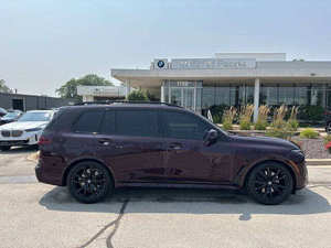 BMW X7 XDrive40i AWD 2023, Vehículo Deportivo de 4 Puertas con Volante a la Izquierda, Asientos de Cuero y Cámara Trasera - Product Image 5